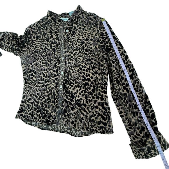 Laura Ashley Burnout Velvet Silk Blend Blouse Size 6 Flip Cuffs Goth Y2K - Picture 11 of 11